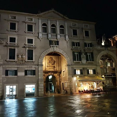 ヴェローナCasa Francesco Di Luca & Paolaアパートメント エクステリア 写真